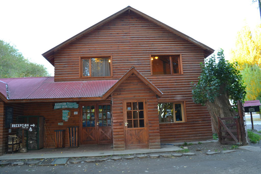 Camping Y Hostal El Ovejero Ел Калафате Стая снимка