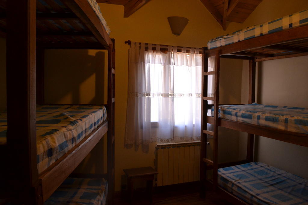 Camping Y Hostal El Ovejero Ел Калафате Стая снимка