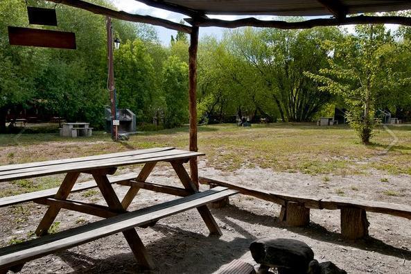 Camping Y Hostal El Ovejero Ел Калафате Екстериор снимка
