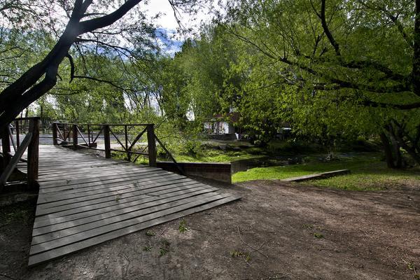 Camping Y Hostal El Ovejero Ел Калафате Екстериор снимка