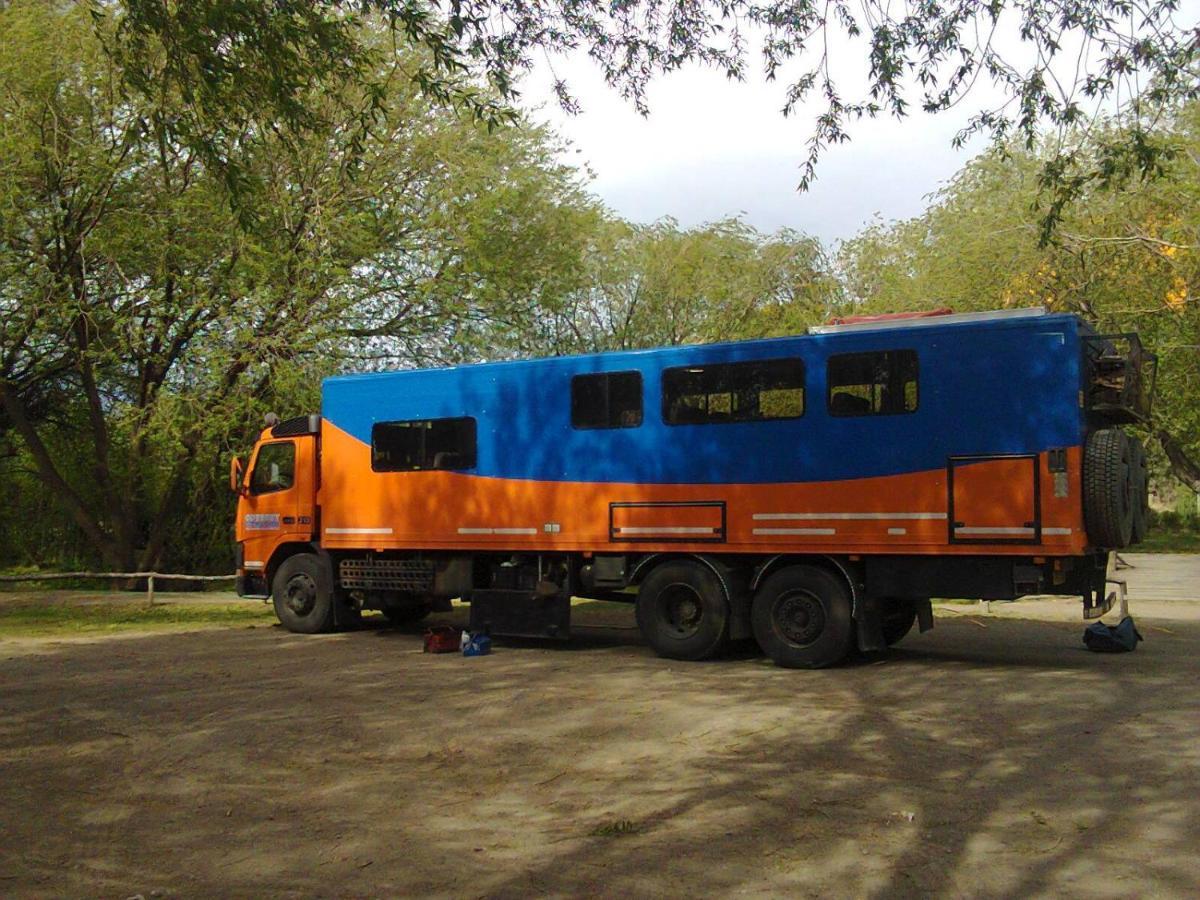 Camping Y Hostal El Ovejero Ел Калафате Екстериор снимка