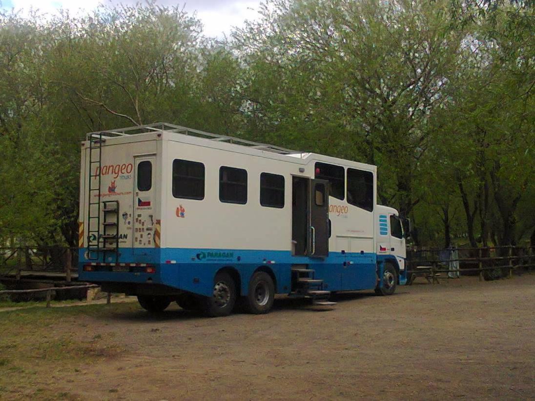 Camping Y Hostal El Ovejero Ел Калафате Екстериор снимка