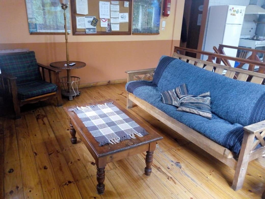 Camping Y Hostal El Ovejero Ел Калафате Екстериор снимка
