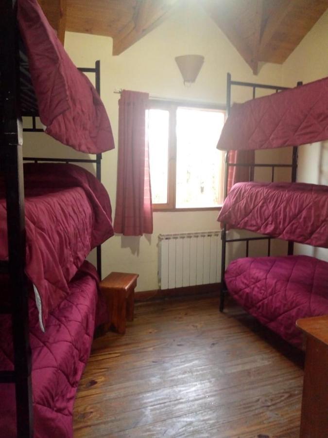 Camping Y Hostal El Ovejero Ел Калафате Екстериор снимка